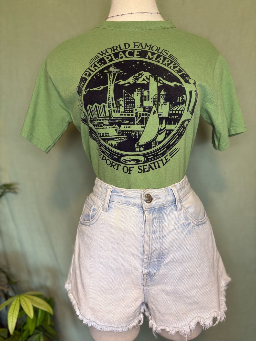 Green Pike Place Market Seattle Vintage Tee #vintage #100%cotton